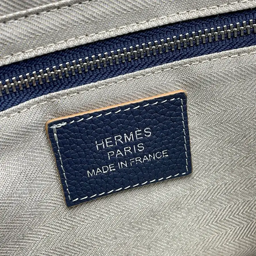 Original Emma Bucket Bag in Blue