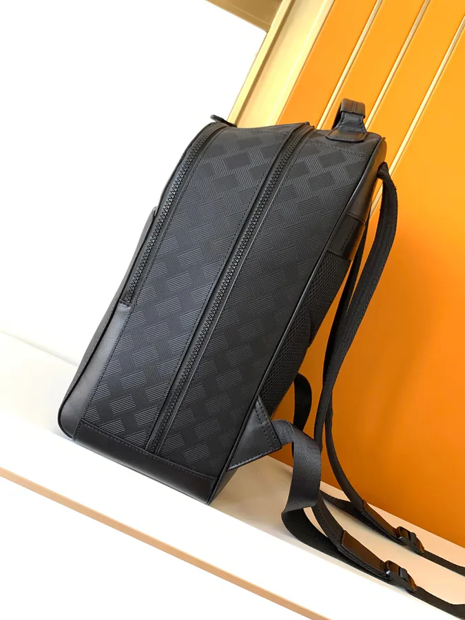 MONTBLANC Classic Craftsmanship Shoulder Bag
