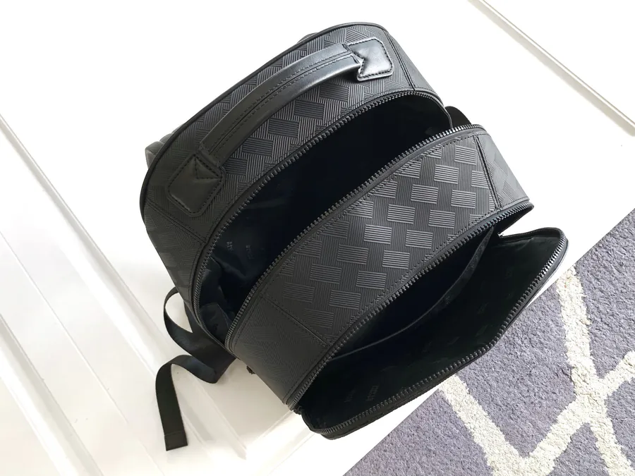 MONTBLANC Classic Craftsmanship Shoulder Bag