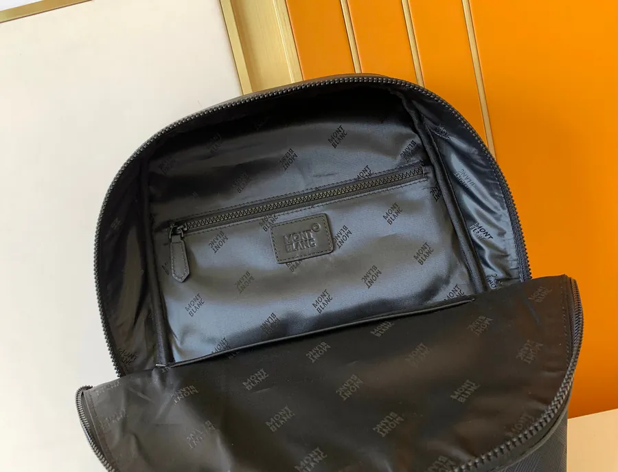 MONTBLANC Classic Craftsmanship Shoulder Bag Black