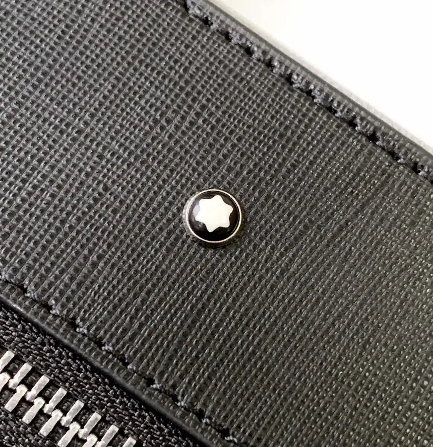 Mondaine Bucket Bag in Grained Calfskin