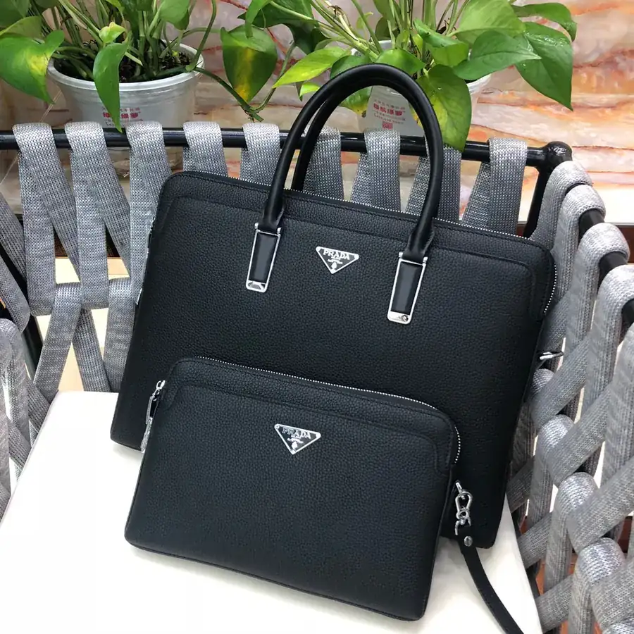 P470 New Arrival P Brand Password Lock Briefcase with Crossbody Function