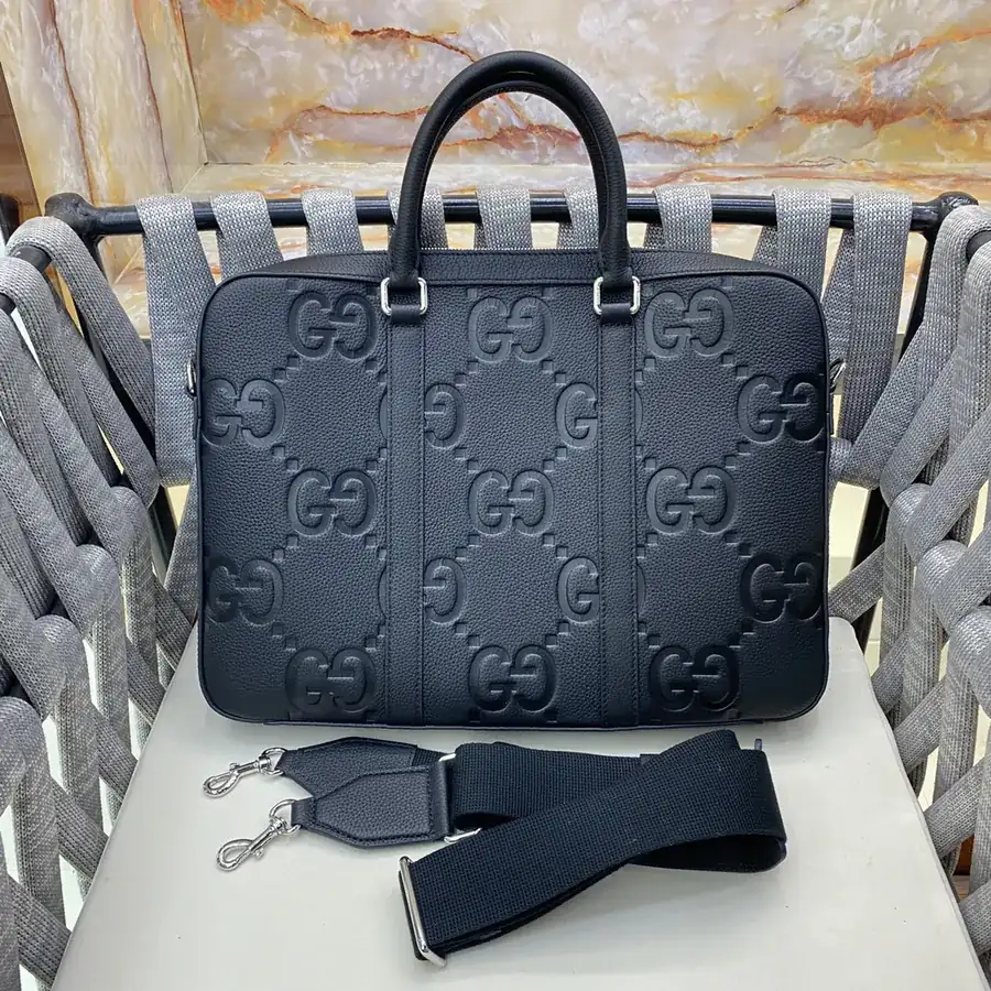 Gucci New Collection Bucket Bag in Grained Calfskin