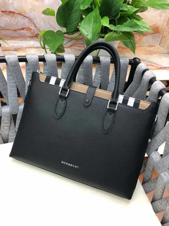 B Brand Premium Leather Men's Bag