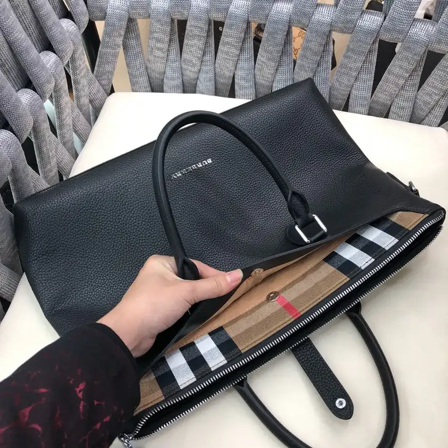 B Brand Premium Leather Men's Bag