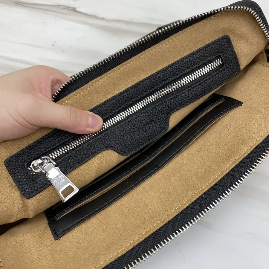 P Brand New Men's Wallet Premium Leather, Elegant Craftsmanship