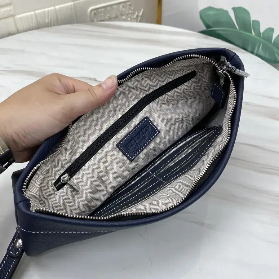 Hermès Carabanolizontal Premium Handcrafted Leather Bag
