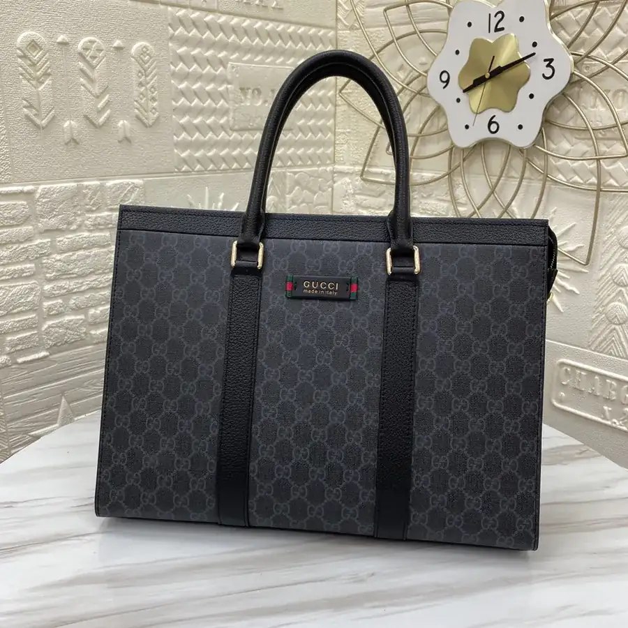 G Family New Bestseller Men's Briefcase, Premium Leather