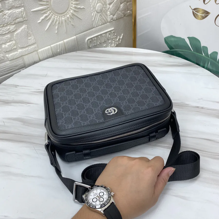 Printed Grained Postman Bag Classic Travel Accessory with New Color Palette