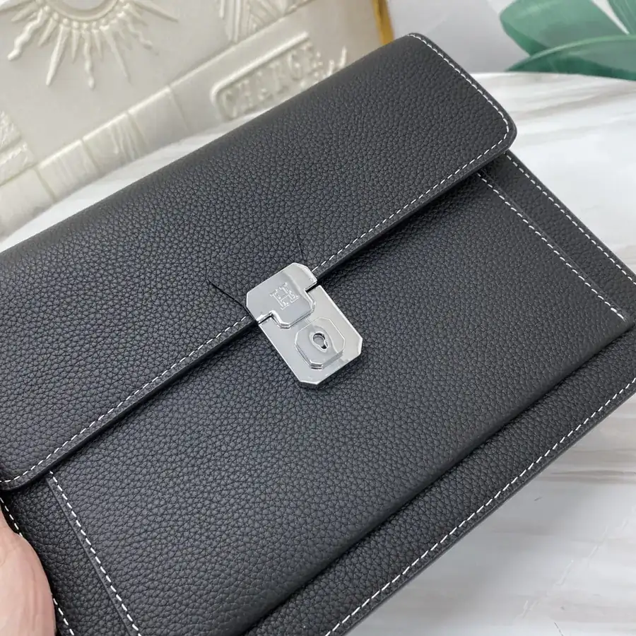 H House Casual Essential Handbag