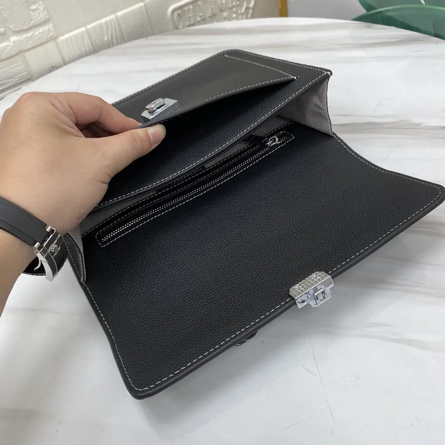 H House Casual Essential Handbag