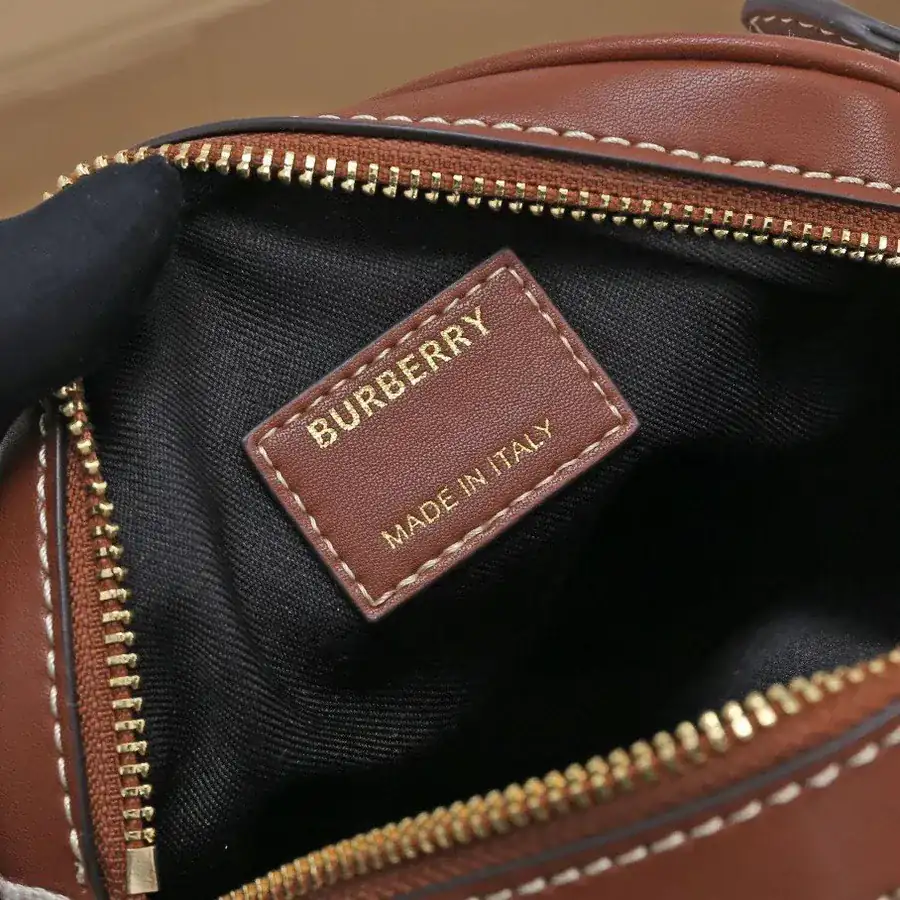 B Brand Louise – Roadside Bag with Leather Trim