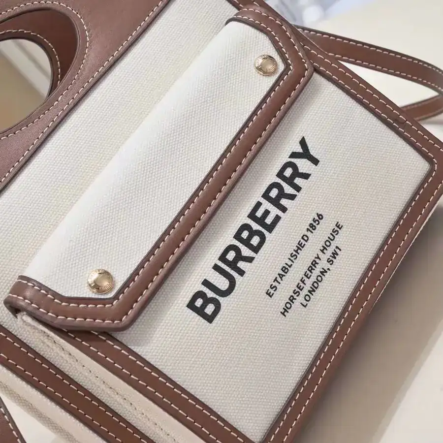 B Family Upgraded Tote Bag with Horseferry Print
