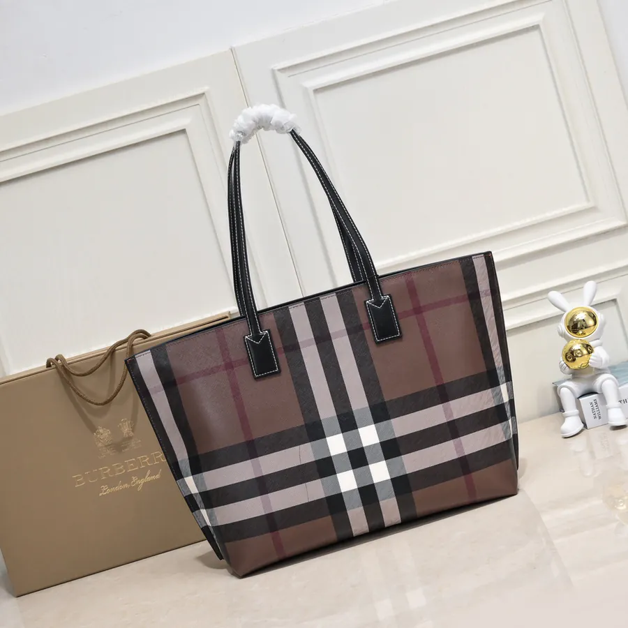 Bur's Upgraded Honeysuckle Brown Checkered Tote Bag