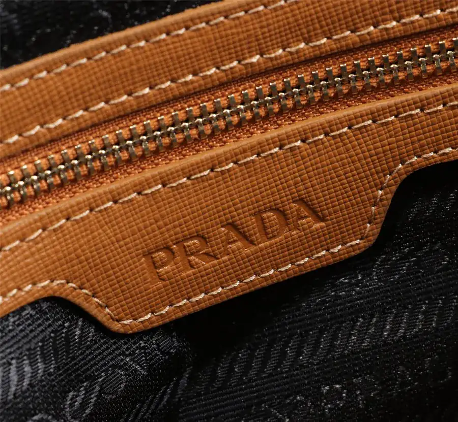 P Brand Men's Wallet