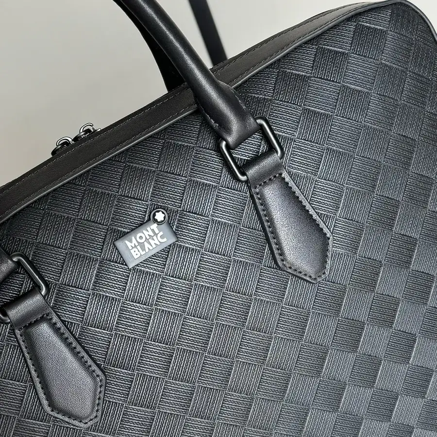 Mighty Dragon Business Bag Premium Italian Calfskin, 8431 1, Black