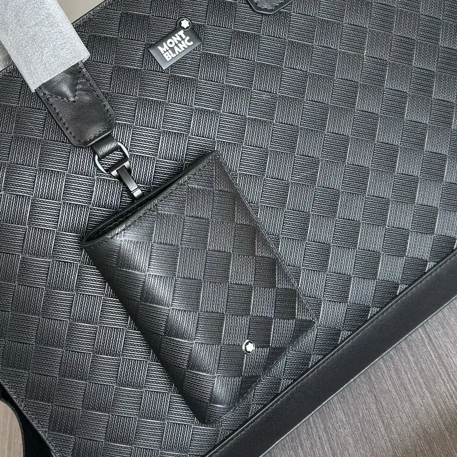 Mondaine Executive Briefcase Premium Italian Calfskin, Classic Design