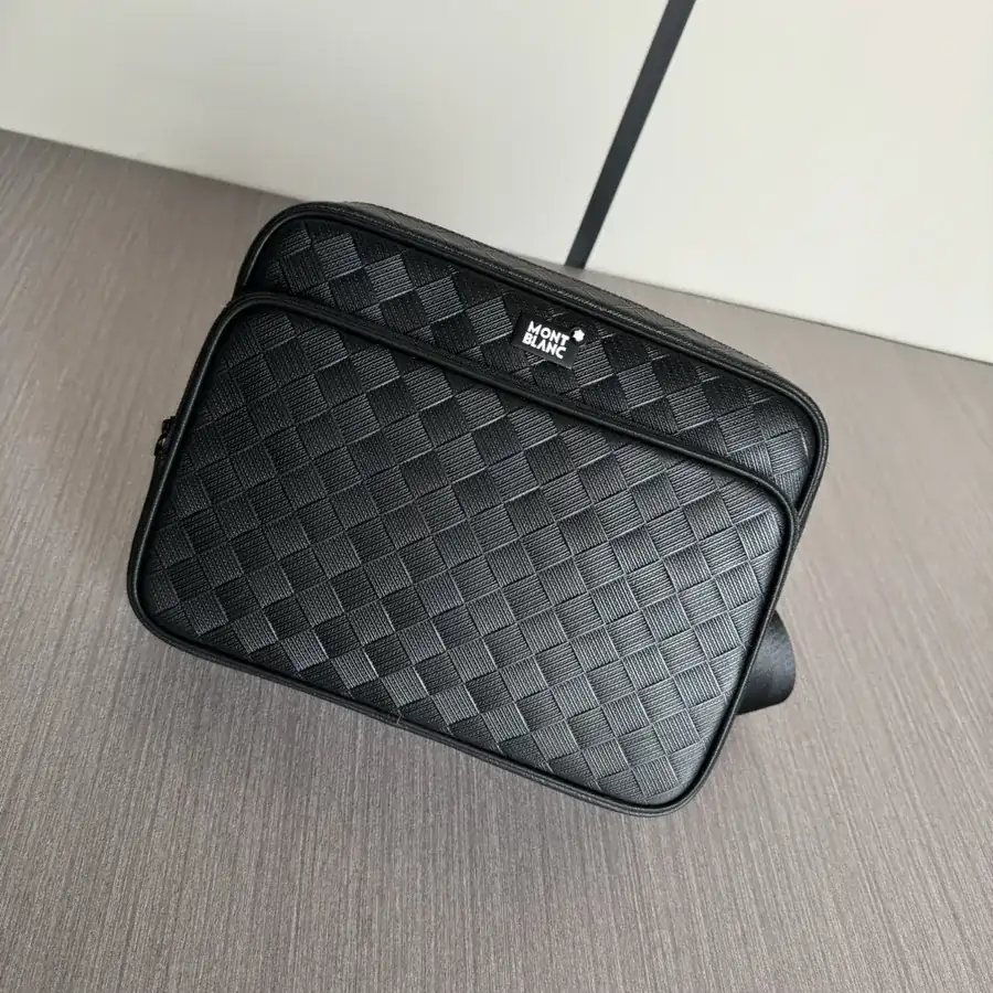 Montblanc Premium Bucket Bag Black, 8435 3