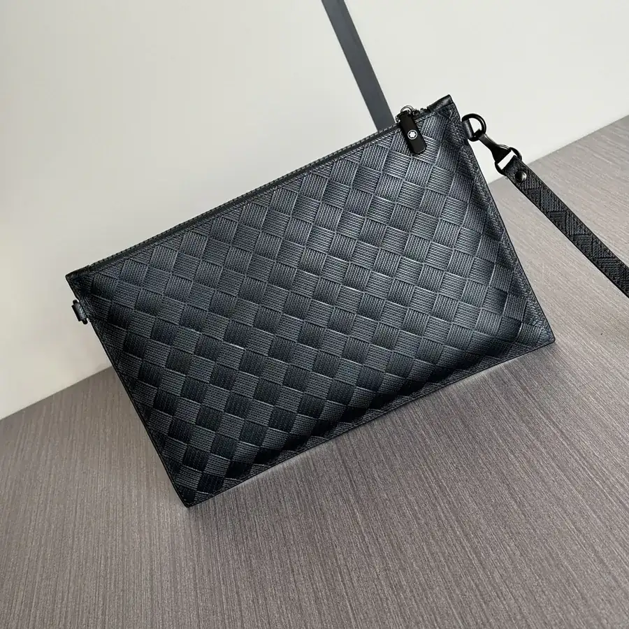 Mighty Dragon Handbag Premium Italian Calfskin, 8424 4, 29 19 0.5