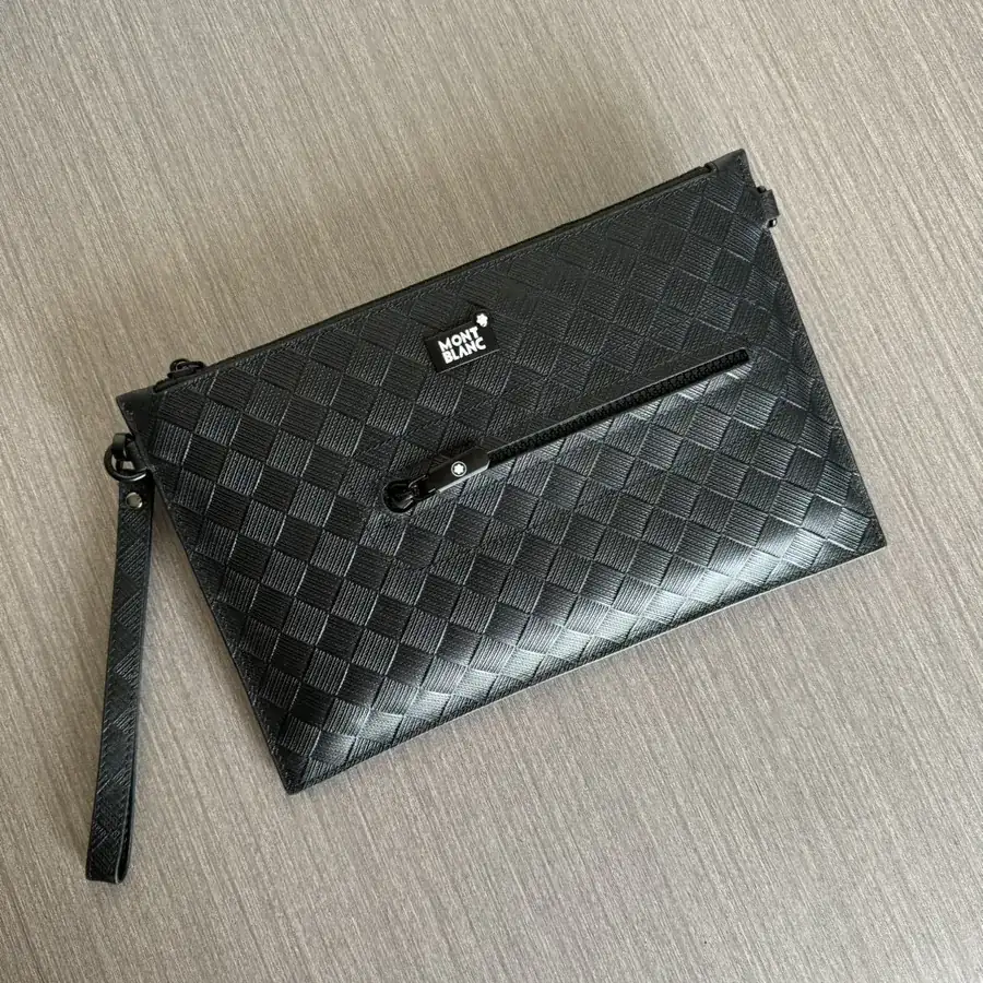 Mighty Dragon Handbag Premium Italian Calfskin, 8424 4, 29 19 0.5