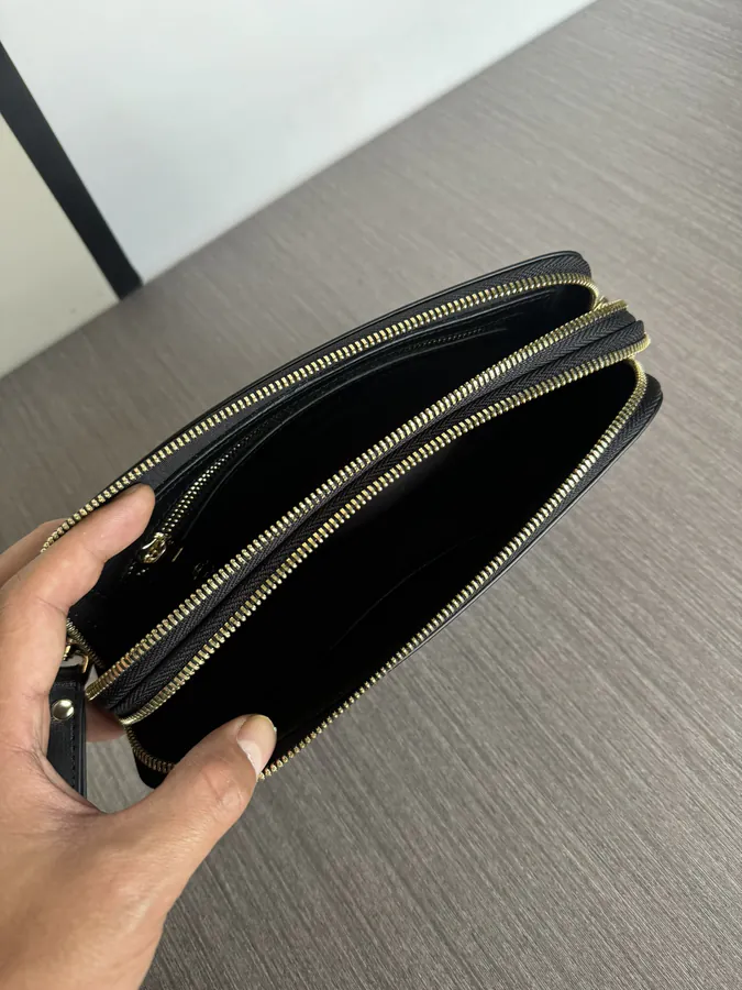 MONTBLANC Premium Bucket Bag with Double Zip, Grained Calfskin