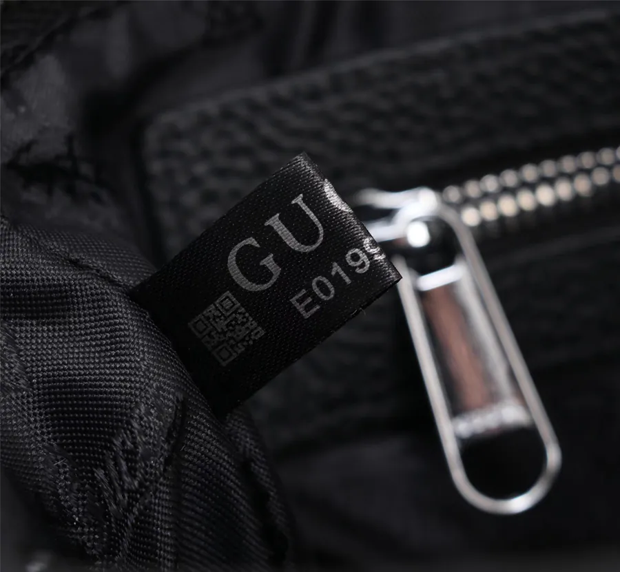 Gucci 2022 New Style Bucket Bag with Signature Lines