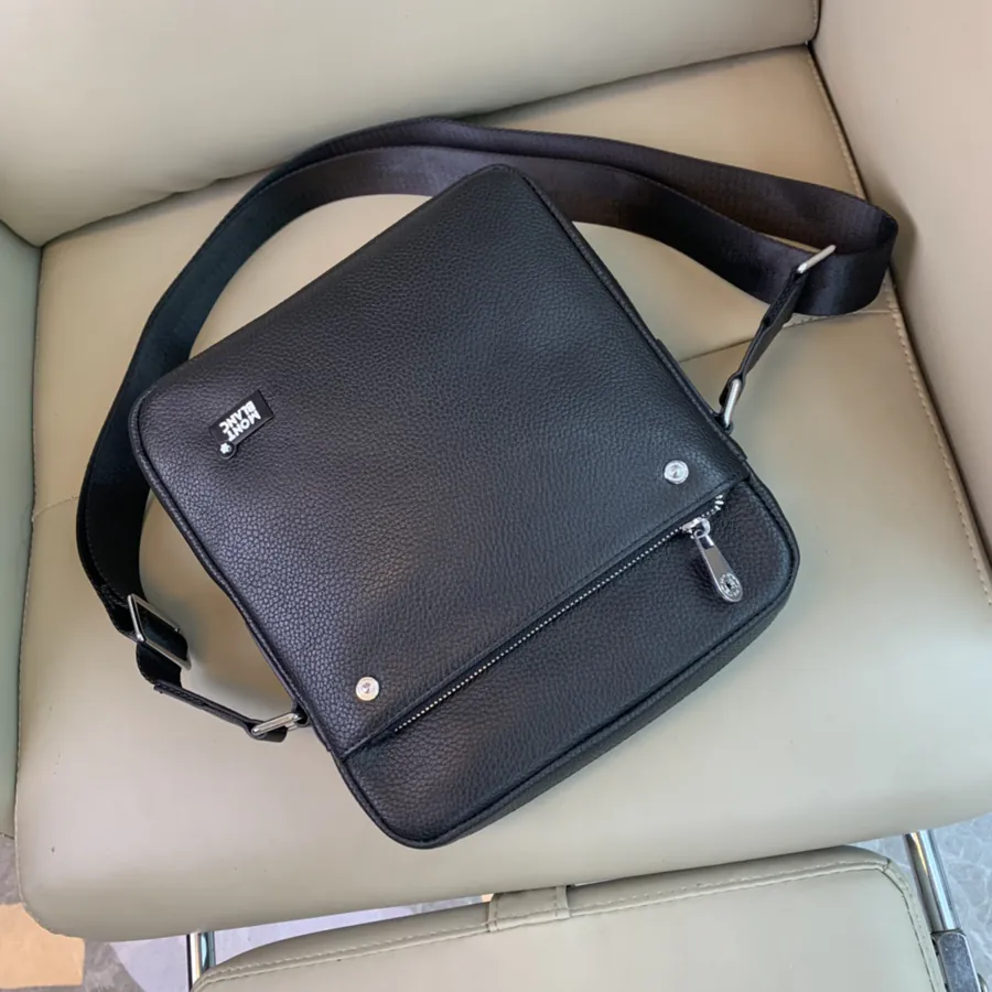 Mondaine Bucket Bag Black Premium Handcrafted