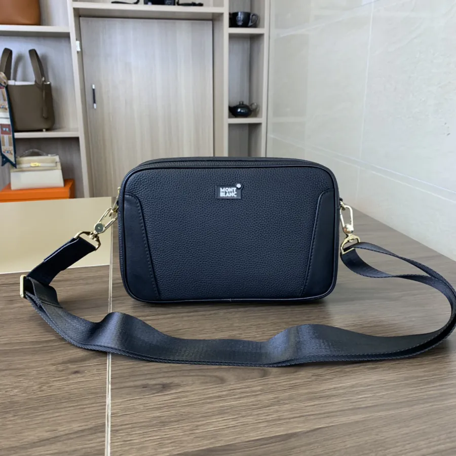 Mondaine Bucket Bag Premium Calfskin, Black, 8331 3