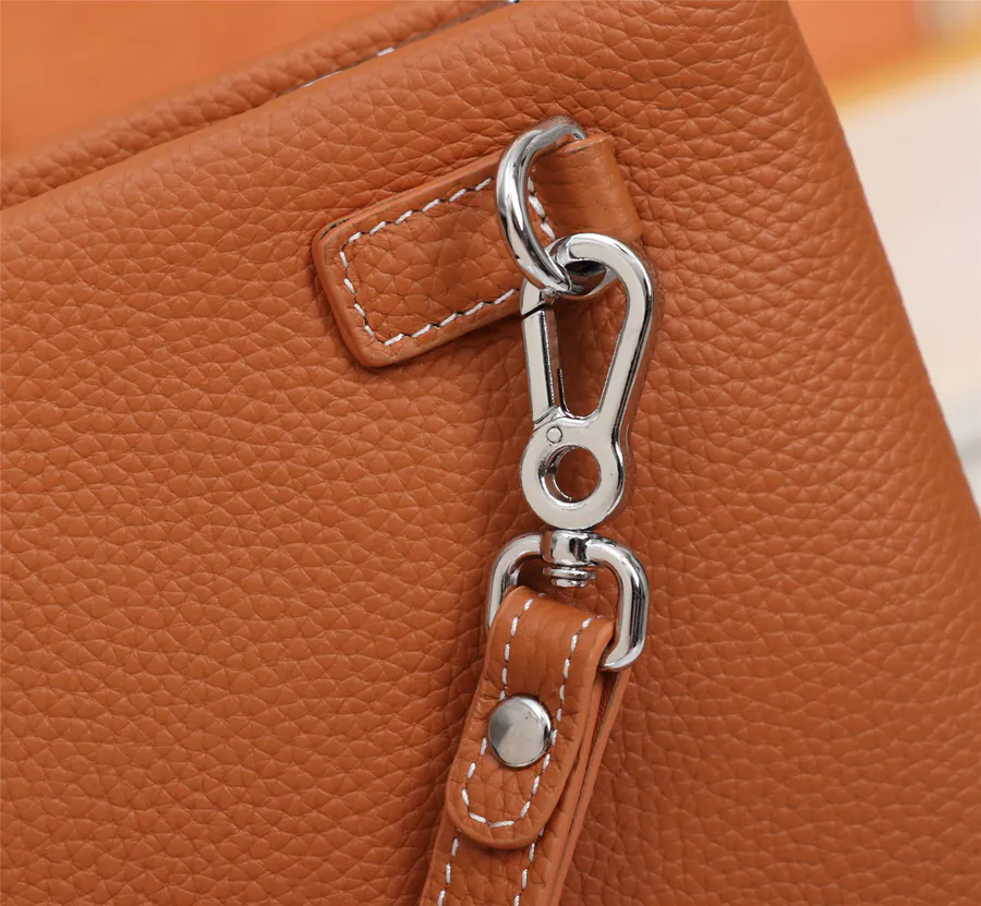 Hermès 2022 New Style Single Handle Bag
