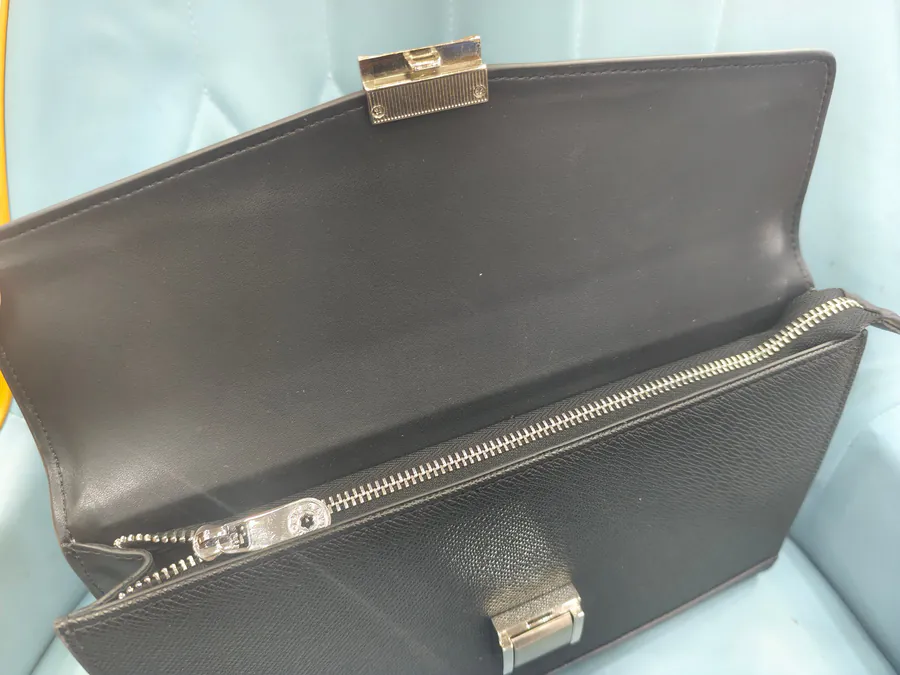 Mondaine Password Lock Single Handle Bag