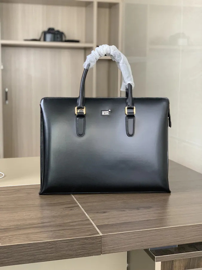 Mondaine Premium Leather Briefcase 8322 1