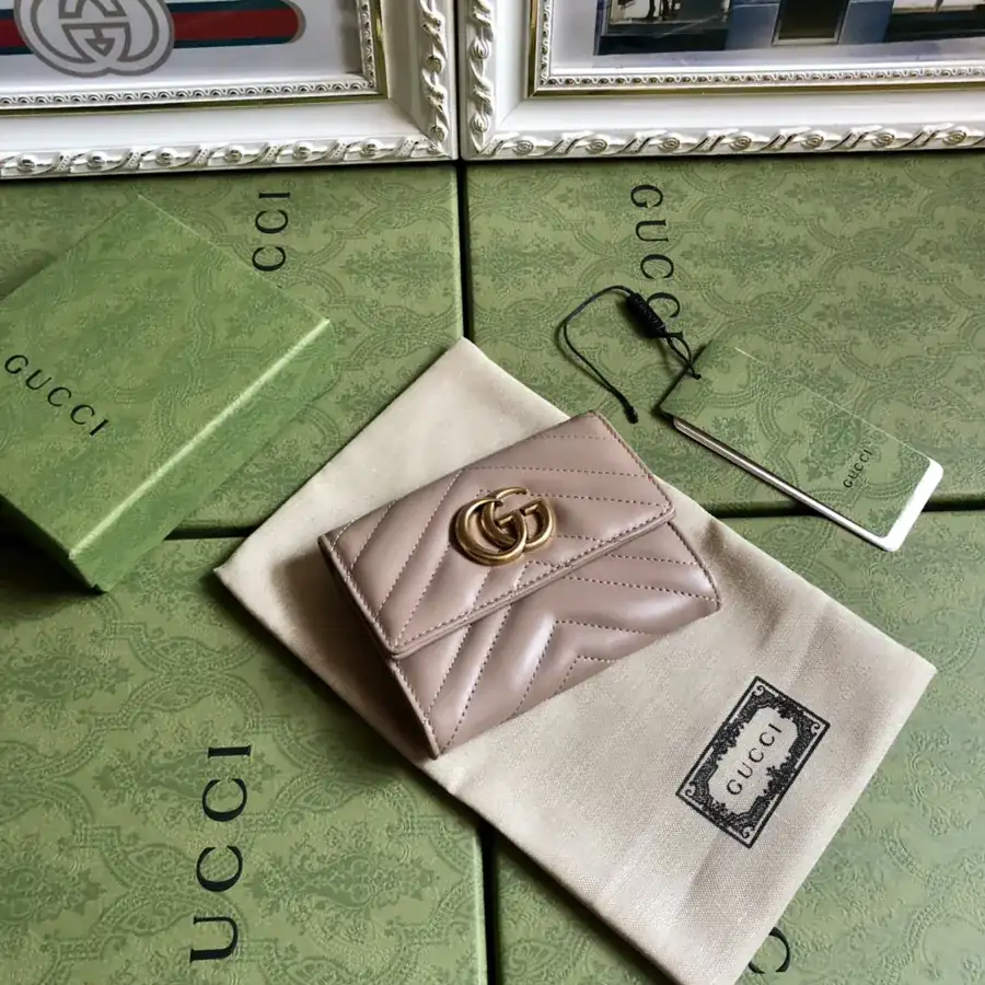 G Family Top tier Card Holder with Retro Gold Hardware