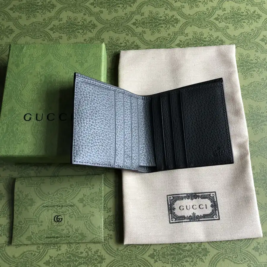 Ophidia Series Mini Wallet with Diamond Herringbone Pattern