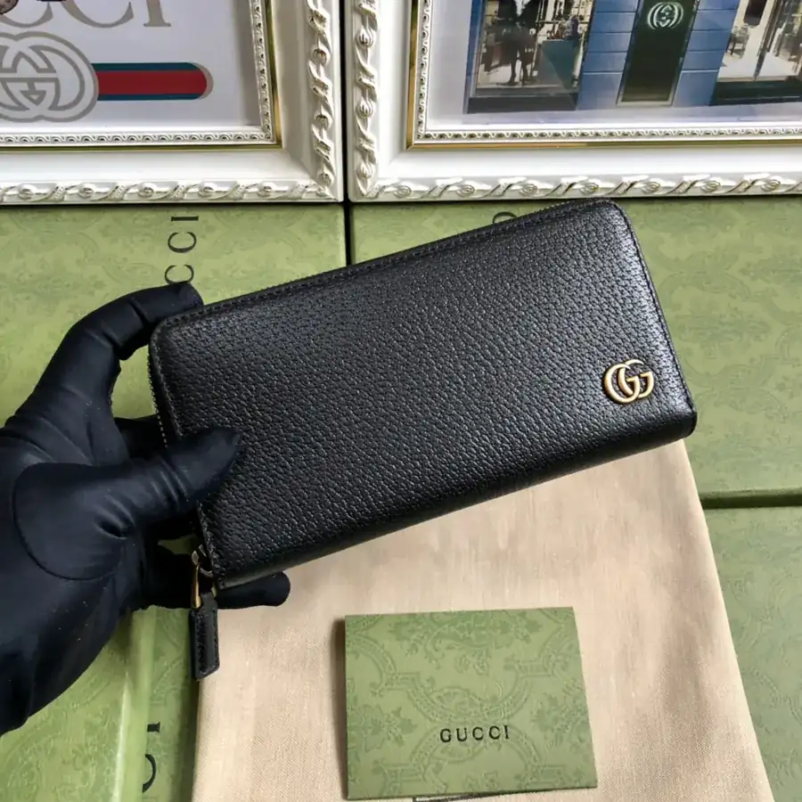 G Family New Arrival Bucket Bag with Green Box Packaging