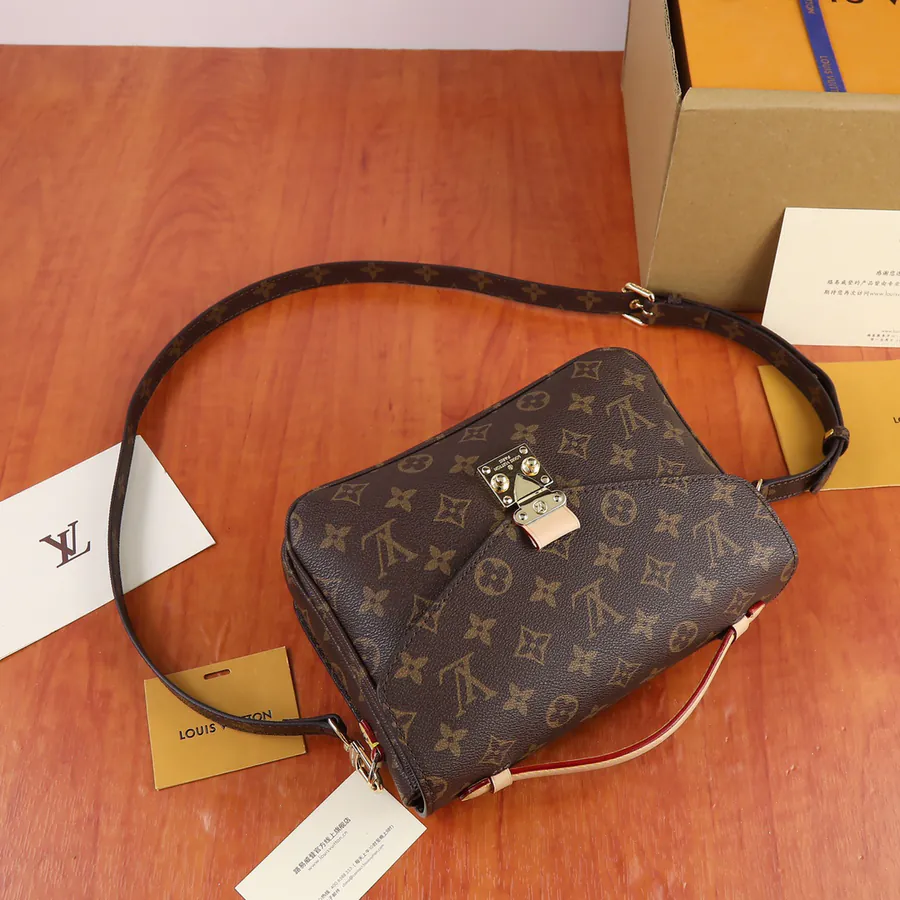 Pochette Métis Handbag Elegant Mini Size