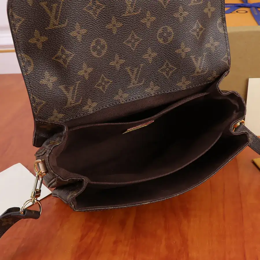 Pochette Métis Handbag Elegant Mini Size