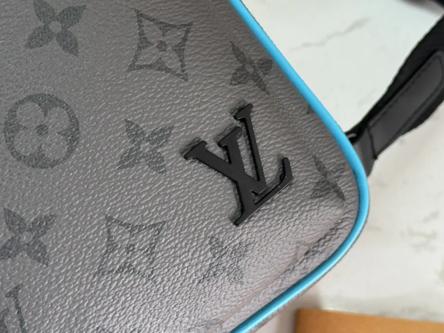 Original Avenue Shoulder Bag with Monogram Macassar Canvas and Leather Trim