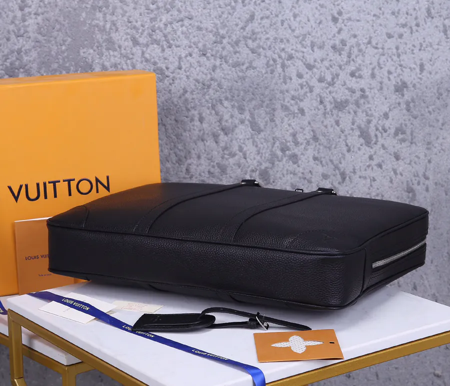 Louis Vuitton Porte Documents Voyage in Taurillon Leather