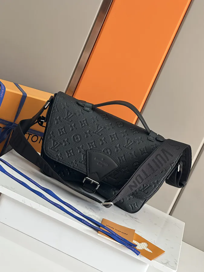 Louis Vuitton Montsouris Messenger Bag