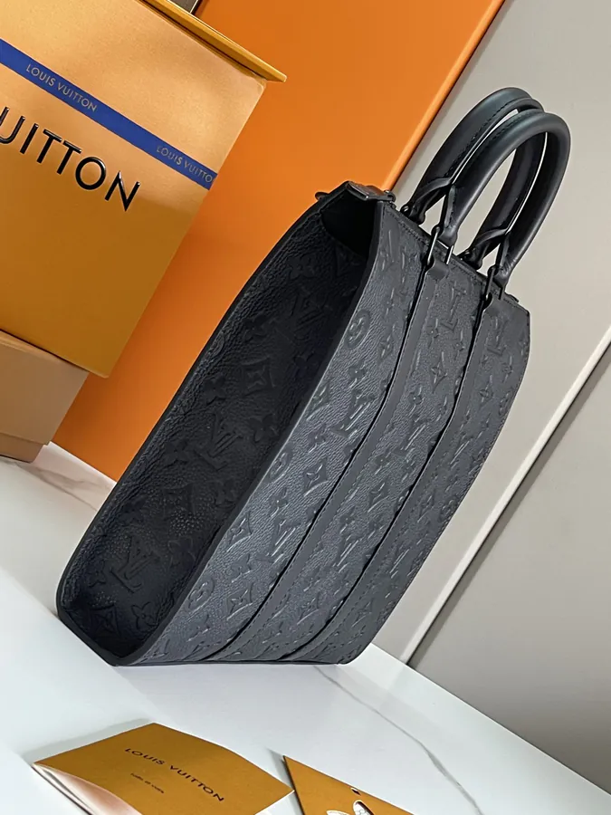 Louis Vuitton Sac Plat Cross Handbag