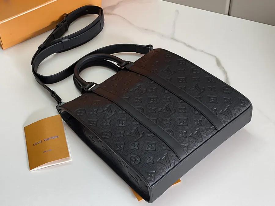 Louis Vuitton Sac Plat Cross Handbag
