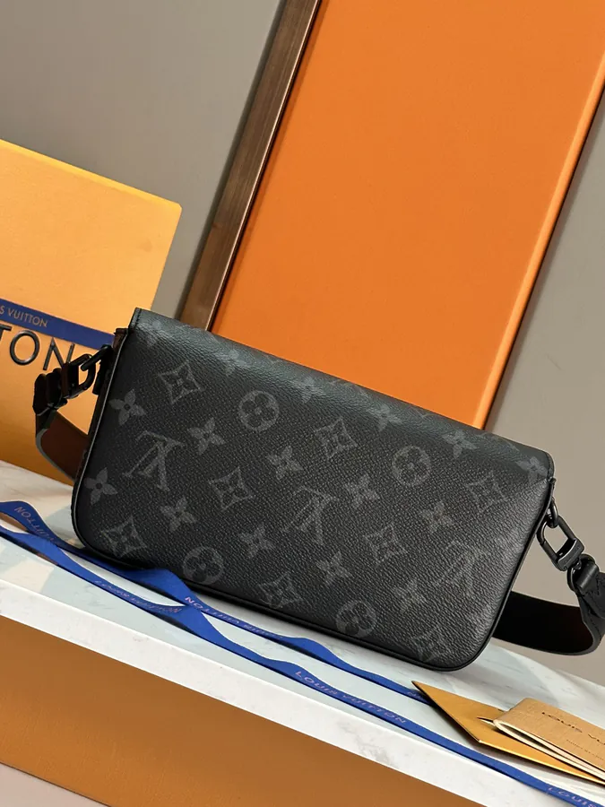 Montsouris Mini Handbag with Magnetic Closure