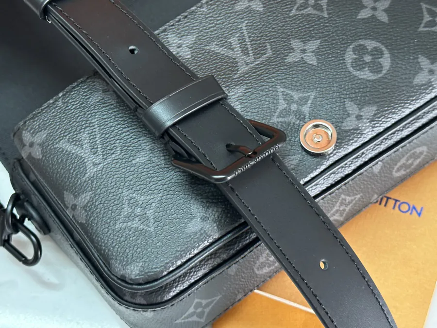 Montsouris Mini Handbag with Magnetic Closure