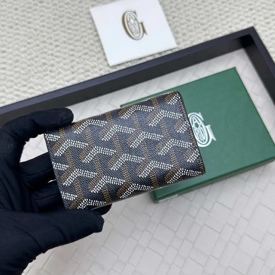 Saint Suice Key Bag Compact Design