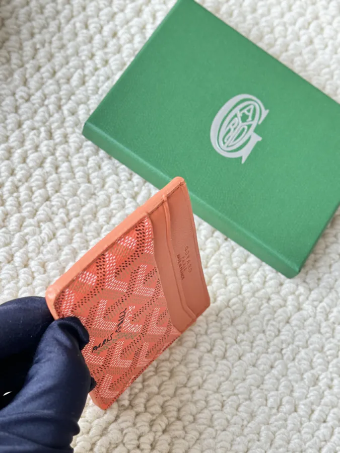 Saint Suice Classic Card Holder