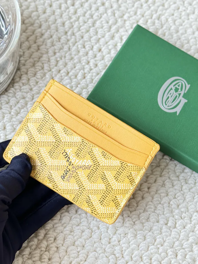 Saint Suice Card Holder