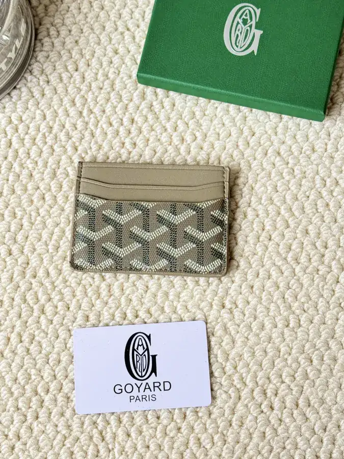Saint Suice Classic Card Holder