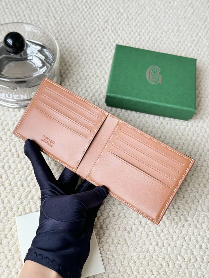 Classic Short Wallet from G0YARD