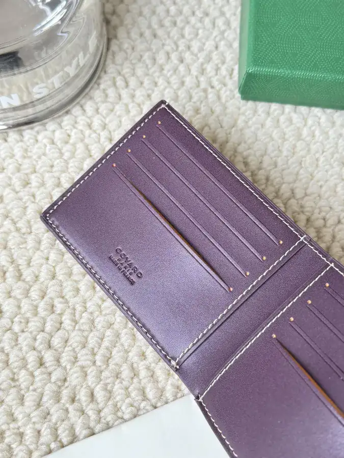 Classic Short Wallet by G0YARD