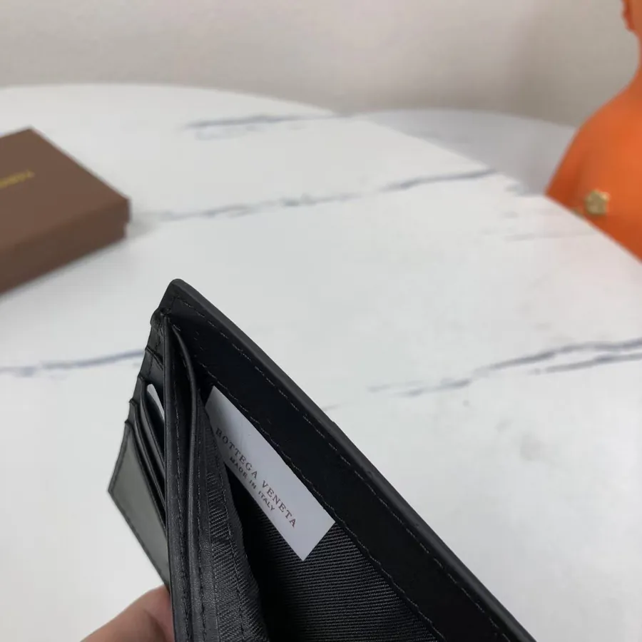Bv Wallet in Grained Calfskin Minimalist Design